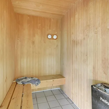 Henrike - 3-3km From The Sea By Interhome